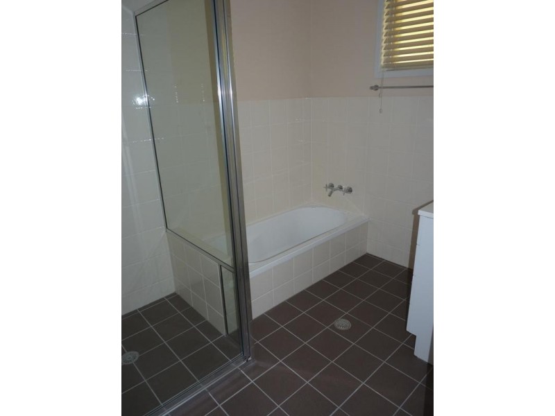 17 Belvedere Drive, East Lismore NSW 2480