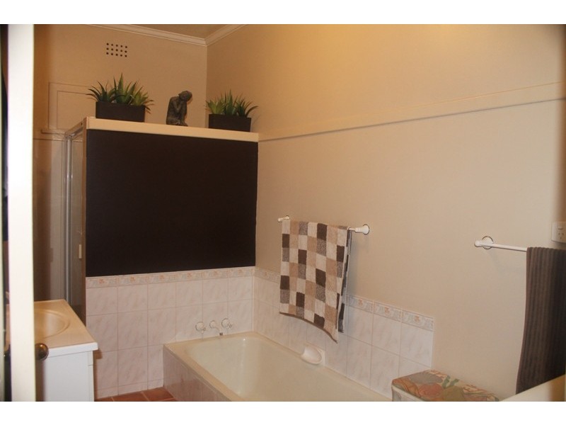 40 Oakley Avenue, East Lismore NSW 2480