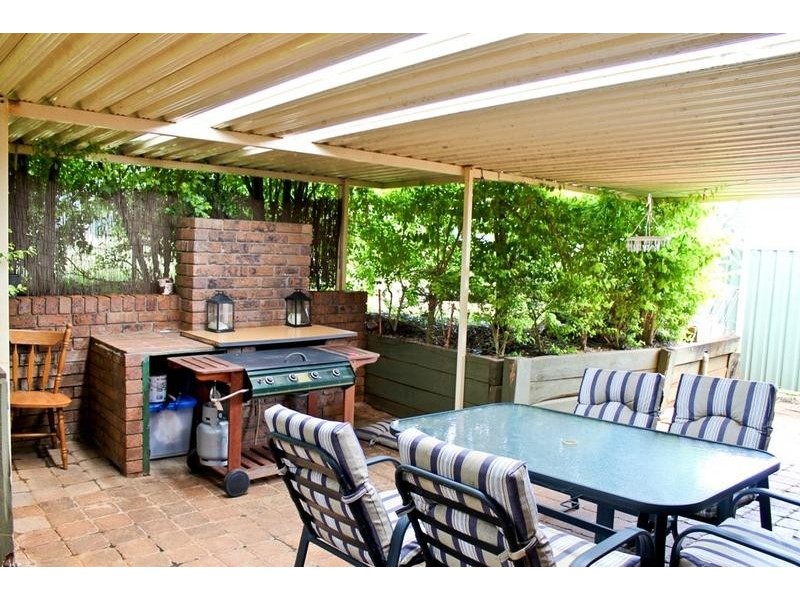 15 Highview Crescent, Modanville NSW 2480