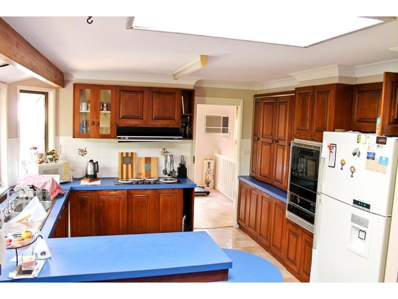 15 Highview Crescent, Modanville NSW 2480