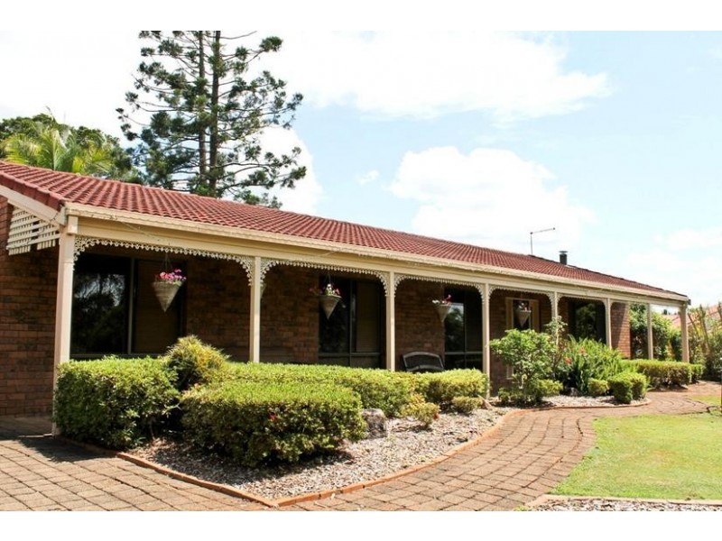 15 Highview Crescent, Modanville NSW 2480