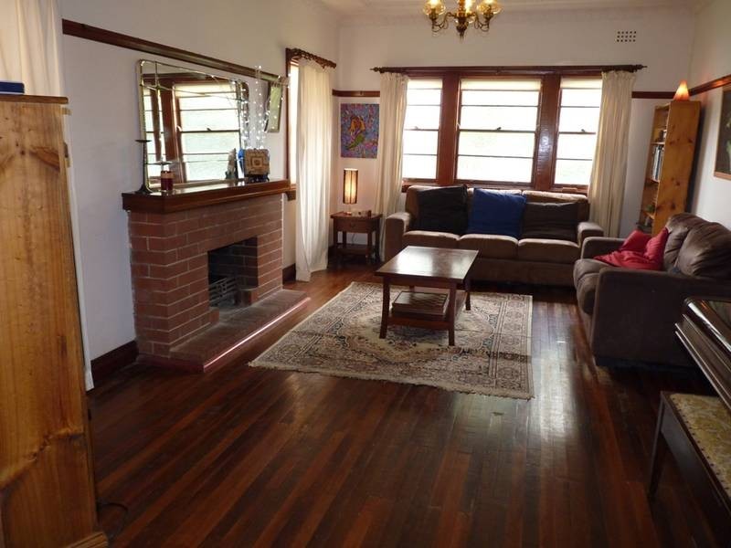 35 Oakley Avenue, East Lismore NSW 2480