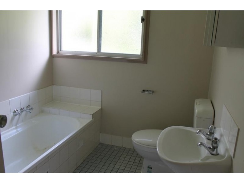 8 Melaleuca Place, Casino NSW 2470