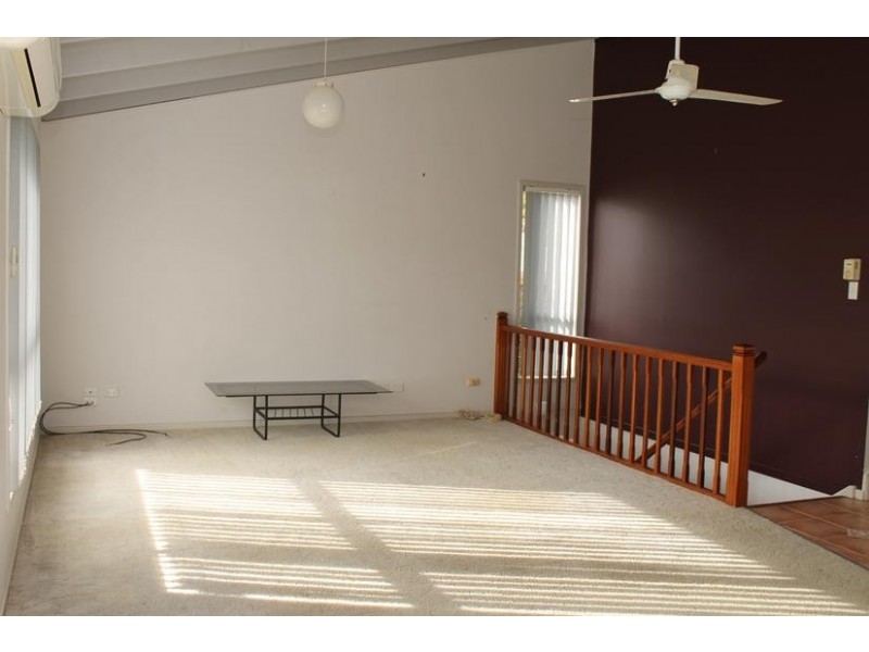 2/16 Pendara Crescent, Lismore Heights NSW 2480