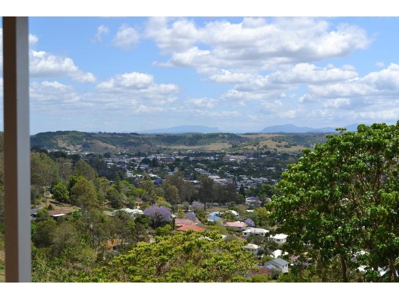 17 Belvedere Drive, East Lismore NSW 2480