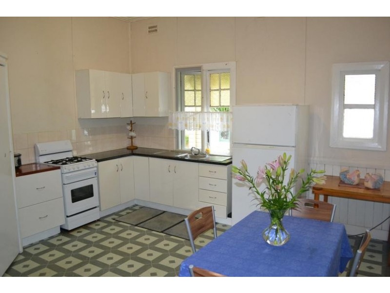 27 Cathcart Street, Girards Hill NSW 2480