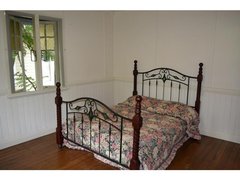 27 Cathcart Street, Girards Hill NSW 2480