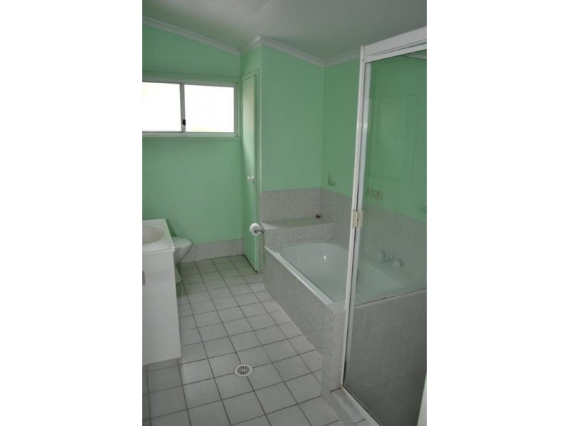 27 Cathcart Street, Girards Hill NSW 2480