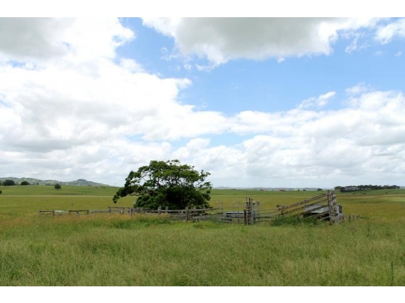 2 Auckram Road, Mckees Hill NSW 2480