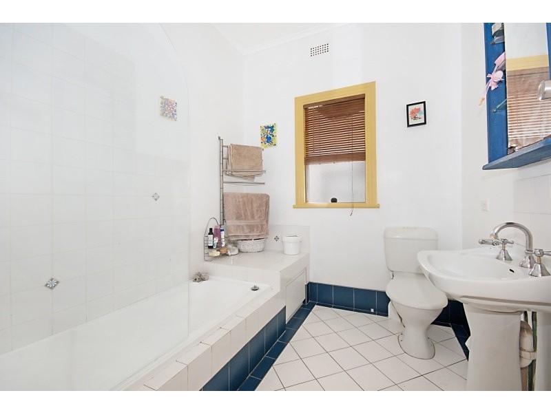 53 Oakley Avenue, East Lismore NSW 2480