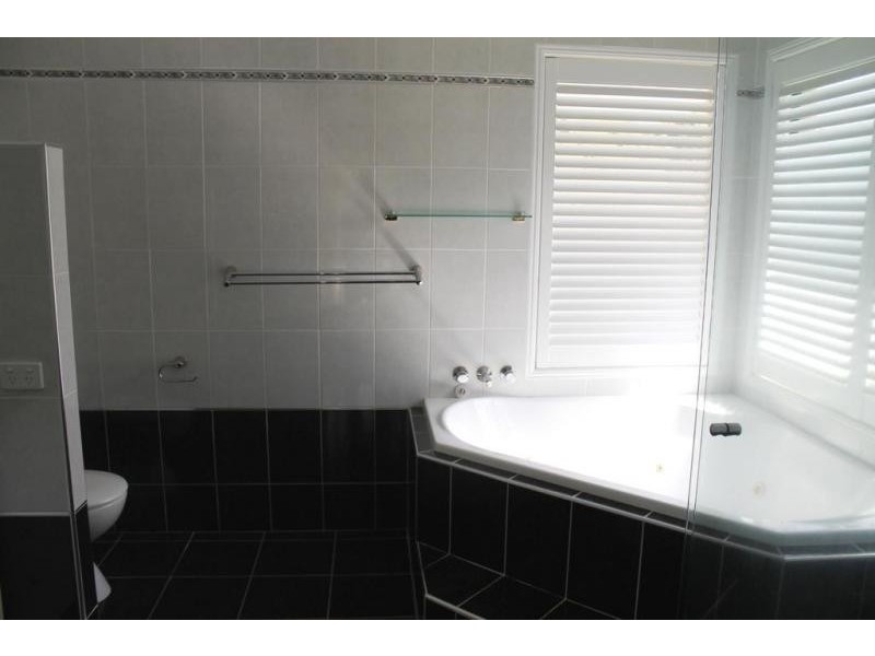 6 Avalon Avenue, Clunes NSW 2480