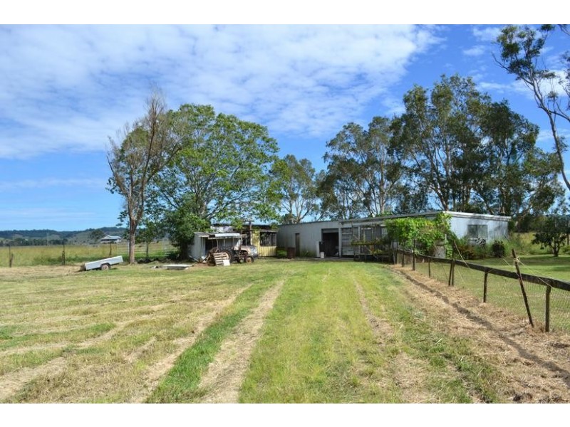 21 Meadow Drive, South Lismore NSW 2480