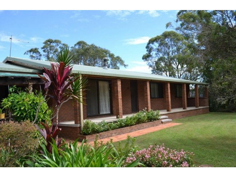 21 Meadow Drive, South Lismore NSW 2480