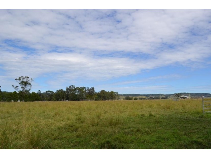 21 Meadow Drive, South Lismore NSW 2480
