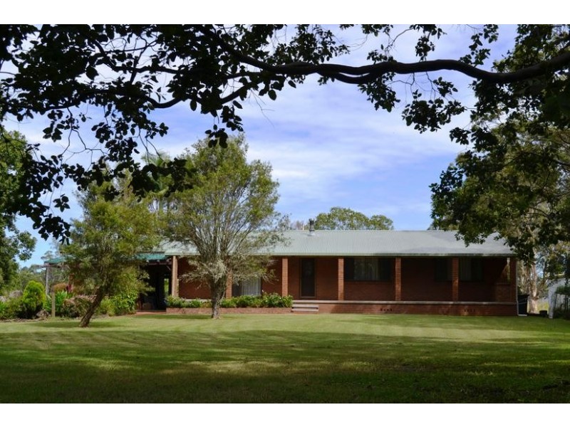 21 Meadow Drive, South Lismore NSW 2480