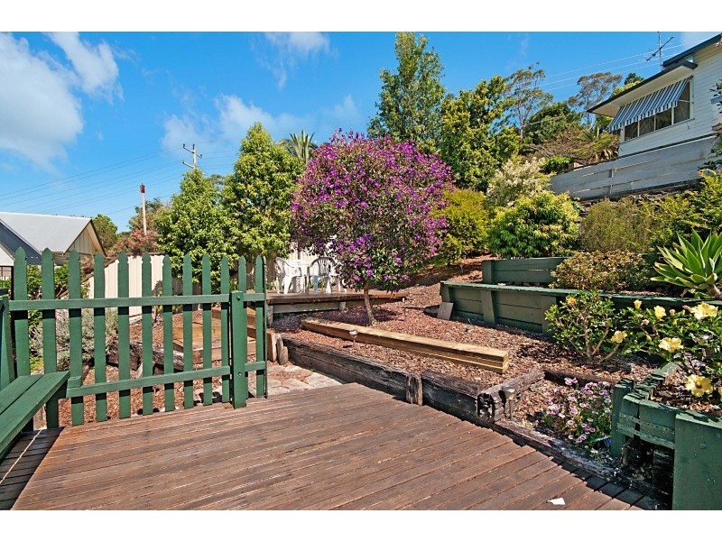 11 Daphne Street, Girards Hill NSW 2480