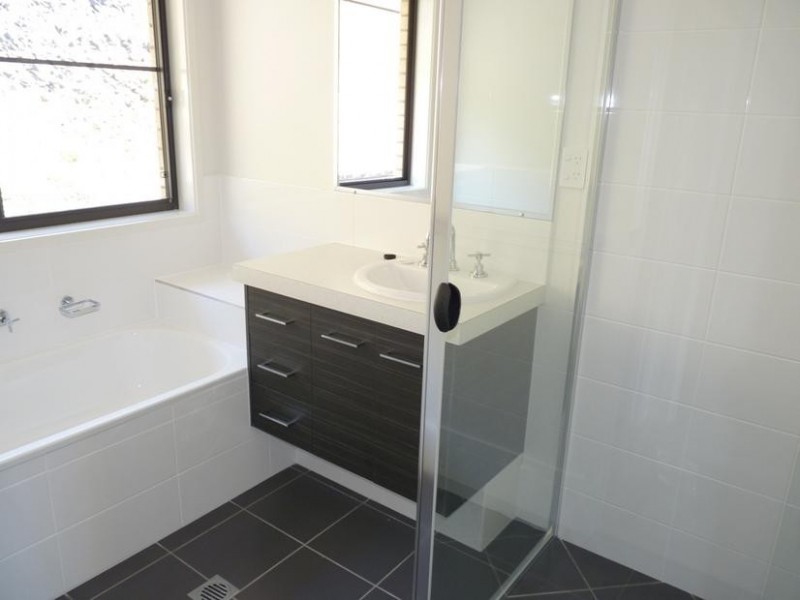 14 Angela Place, East Lismore NSW 2480