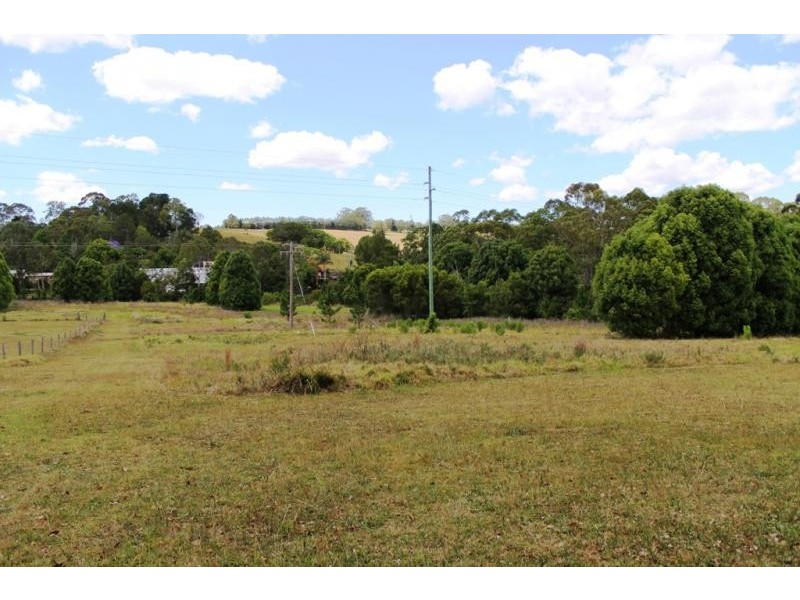 9 Willow Tree Drive, Chilcotts Grass NSW 2480