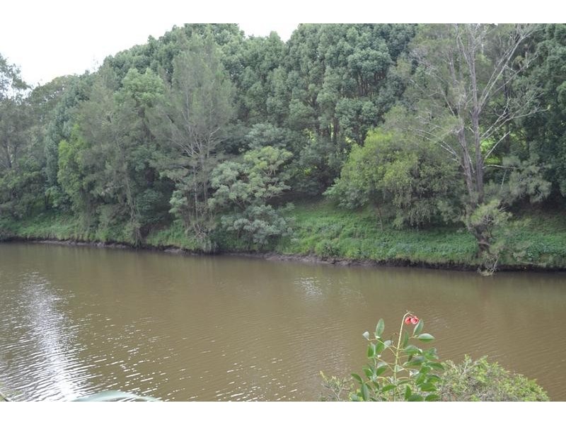 9 Charlton Avenue, South Lismore NSW 2480