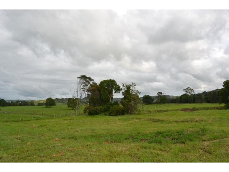 9 Charlton Avenue, South Lismore NSW 2480
