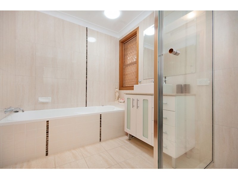 52 Beaumont Drive, East Lismore NSW 2480