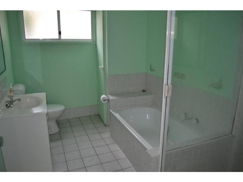 27 Cathcart Street, Girards Hill NSW 2480