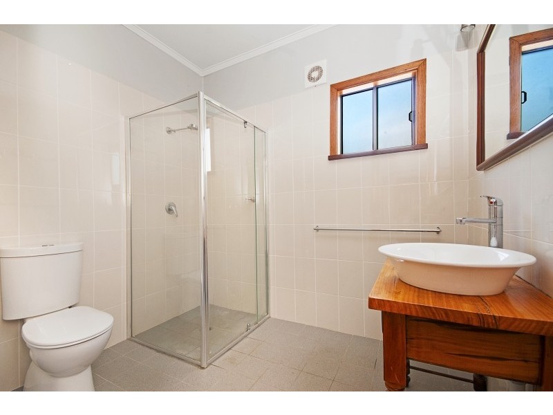 12 Robert Street, Lismore NSW 2480