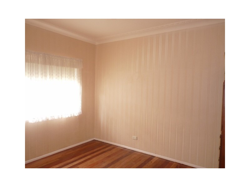 27 Ubrhien Street, Lismore NSW 2480