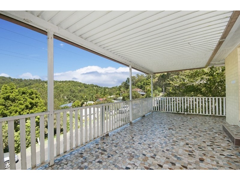 16 Showview Street, Girards Hill NSW 2480