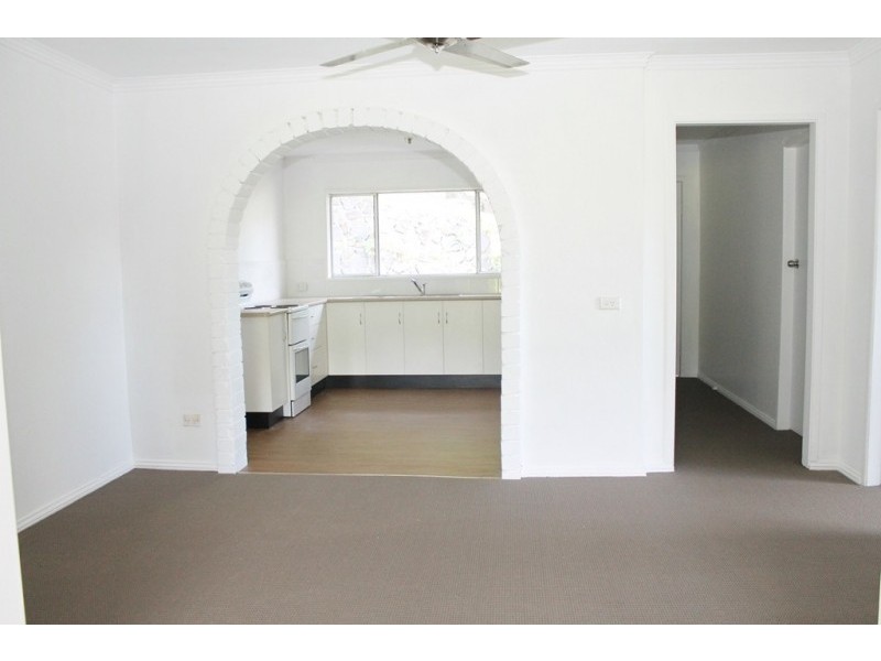 16 Showview Street, Girards Hill NSW 2480