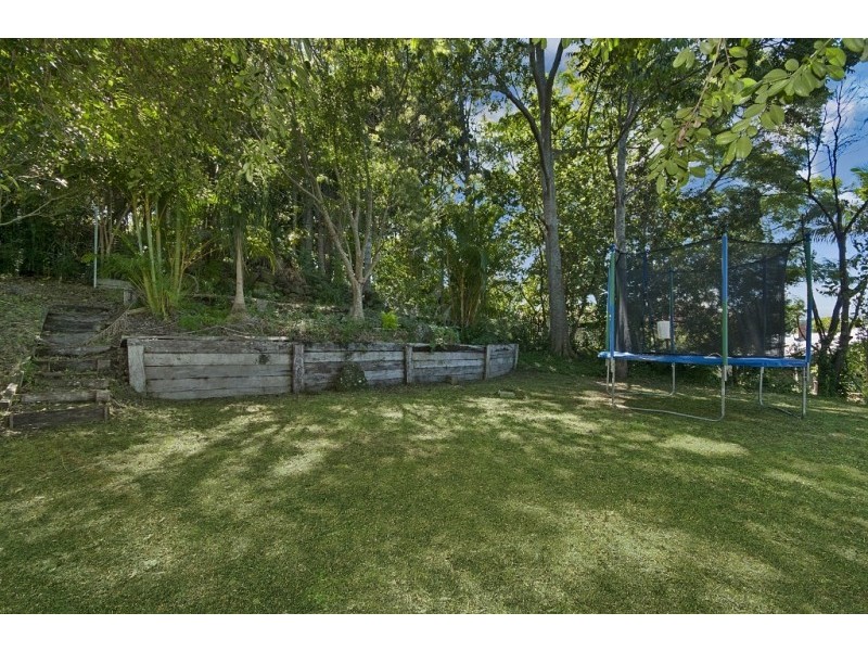 16 Showview Street, Girards Hill NSW 2480