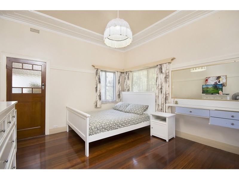 64 Avondale Avenue, East Lismore NSW 2480