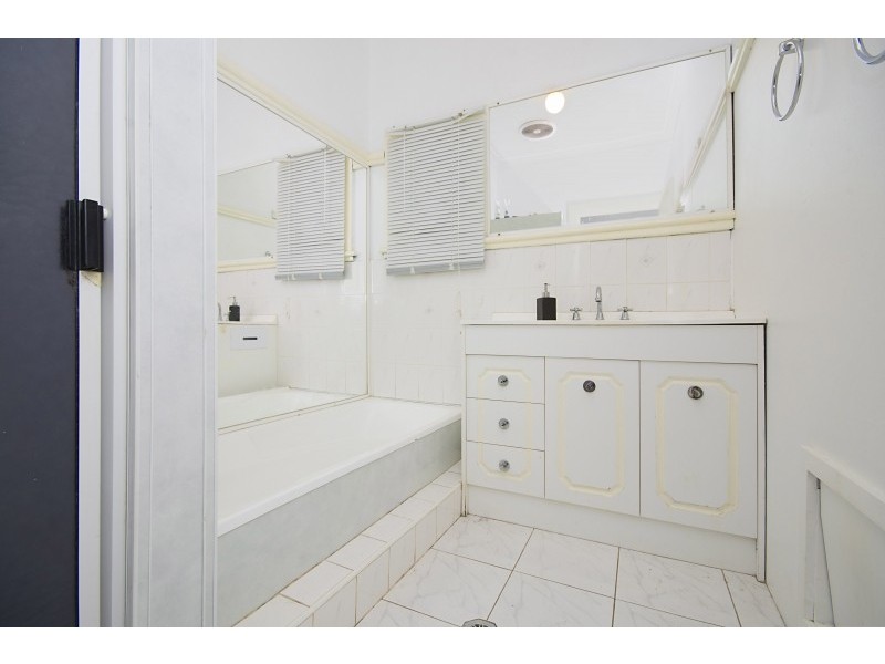 31 Barnes Avenue, South Lismore NSW 2480