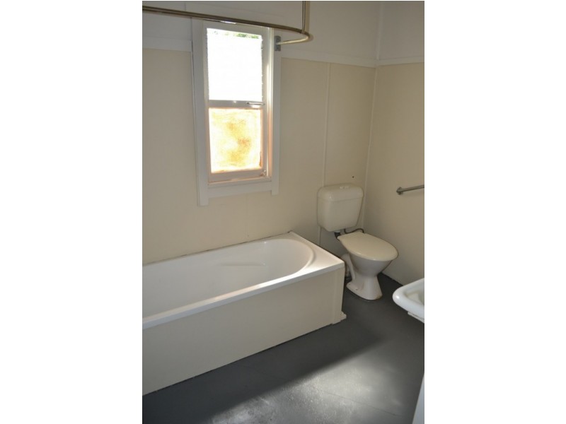 9 First Avenue, East Lismore NSW 2480