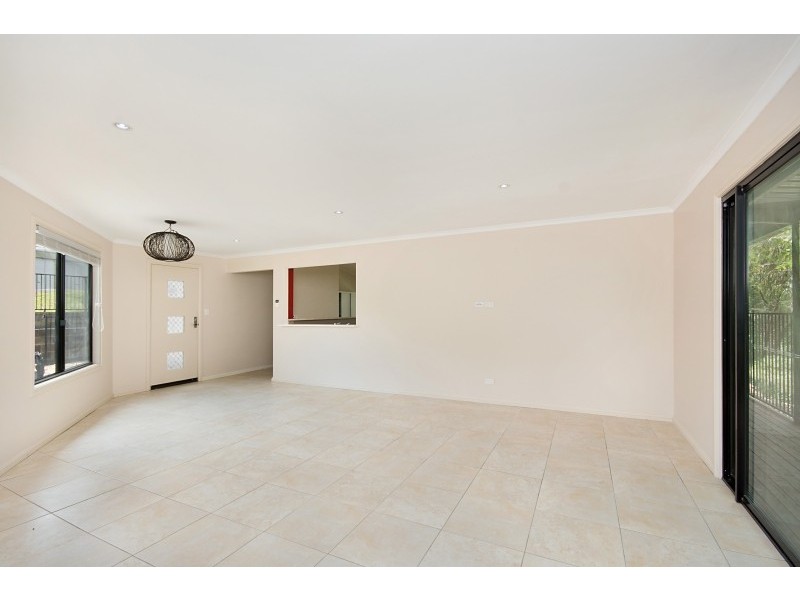 6 Whispering Valley Drive, Richmond Hill NSW 2480