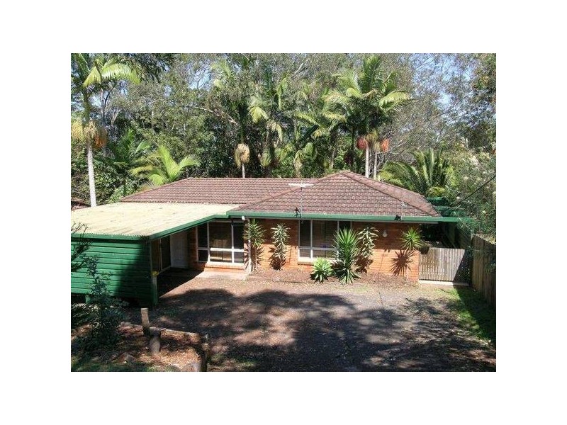 8 Beaumont Drive, East Lismore NSW 2480