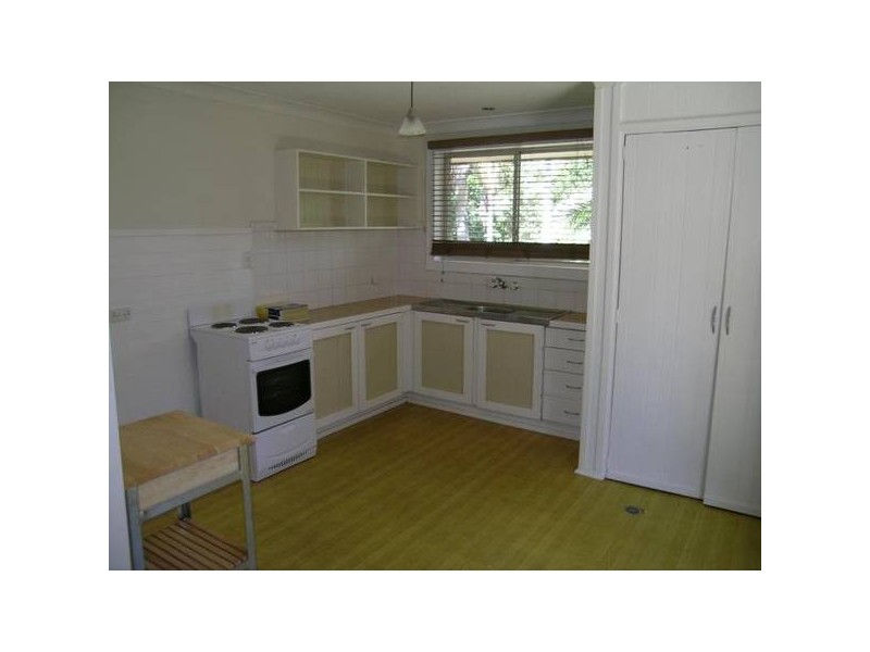 8 Beaumont Drive, East Lismore NSW 2480