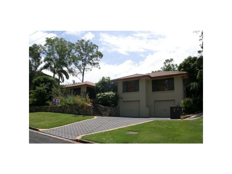 5 Beaumont Drive, East Lismore NSW 2480