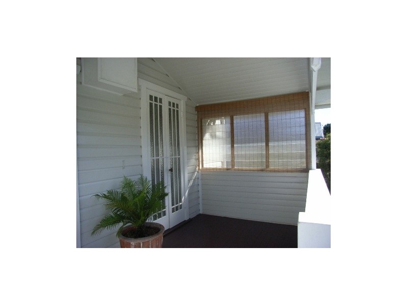 17 Avondale Avenue, East Lismore NSW 2480