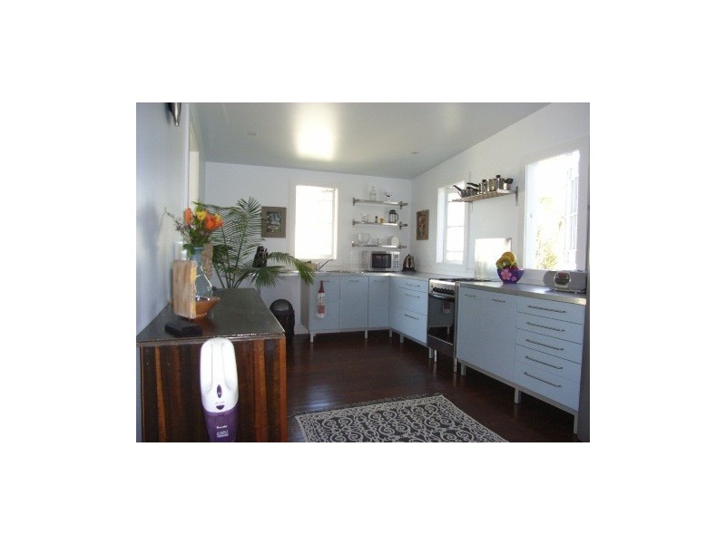17 Avondale Avenue, East Lismore NSW 2480