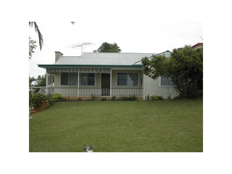 8 Hilton Avenue, Lismore Heights NSW 2480