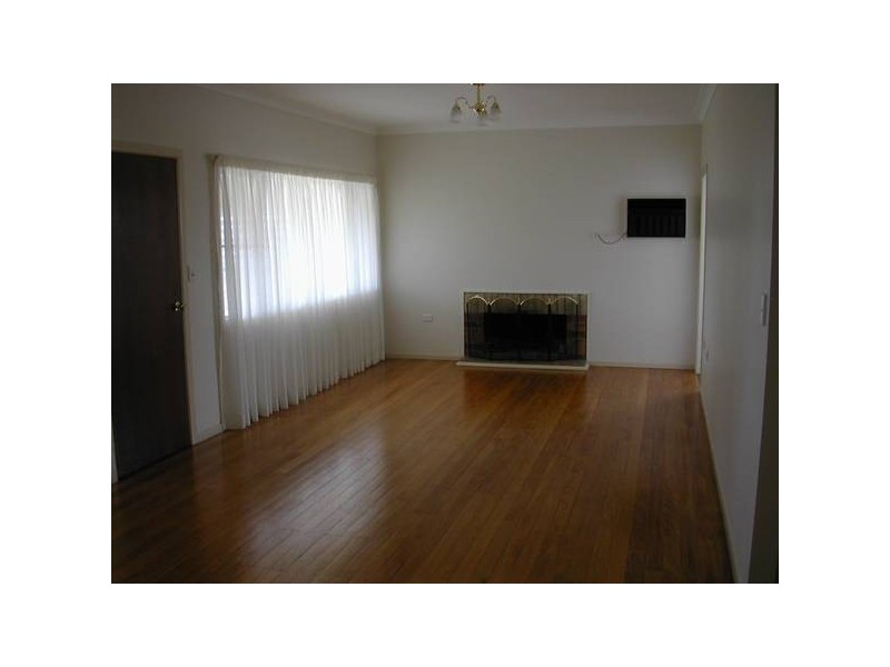 8 Hilton Avenue, Lismore Heights NSW 2480