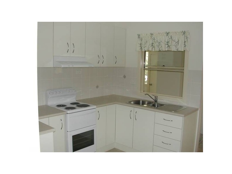 8 Hilton Avenue, Lismore Heights NSW 2480