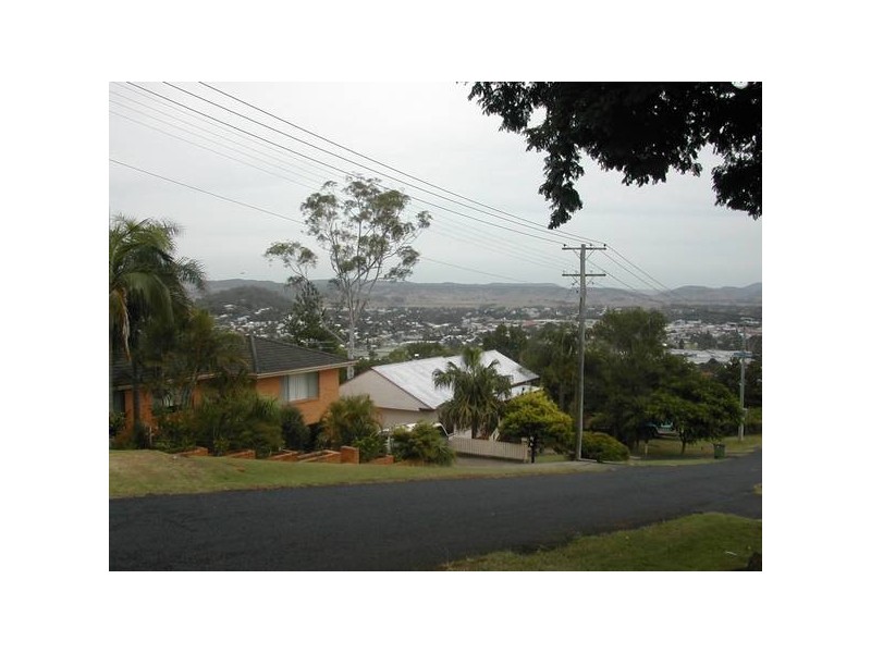 8 Hilton Avenue, Lismore Heights NSW 2480
