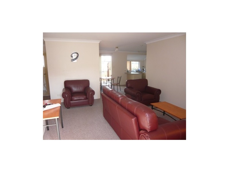 9 Parkwalk Drive, Lismore Heights NSW 2480