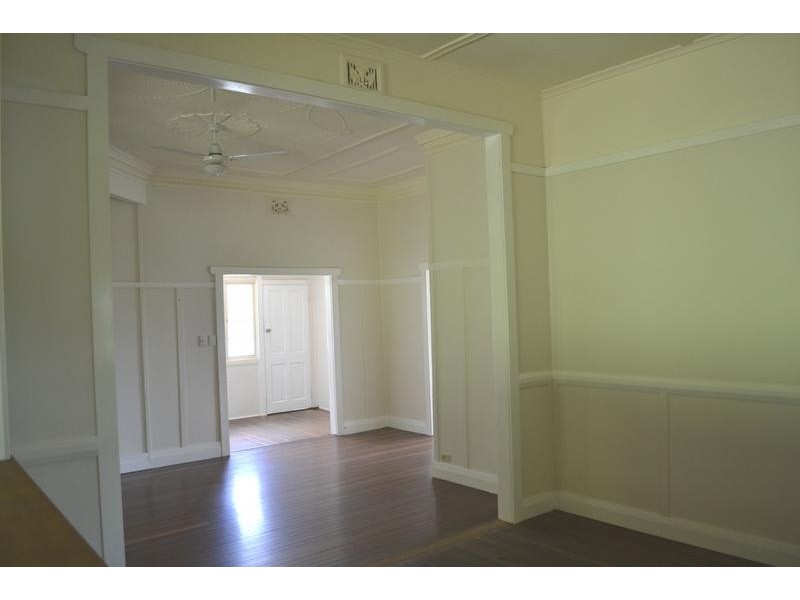 2 Eric Place, Lismore NSW 2480