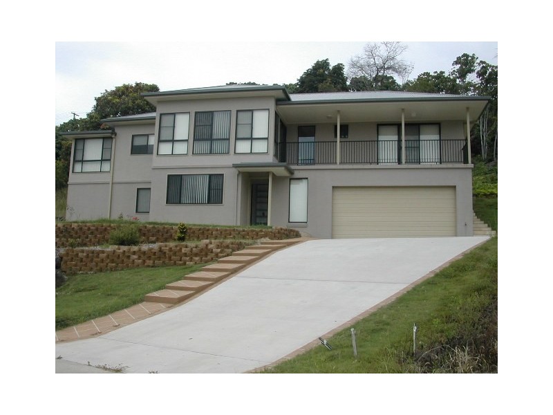 8 Angela Place, East Lismore NSW 2480