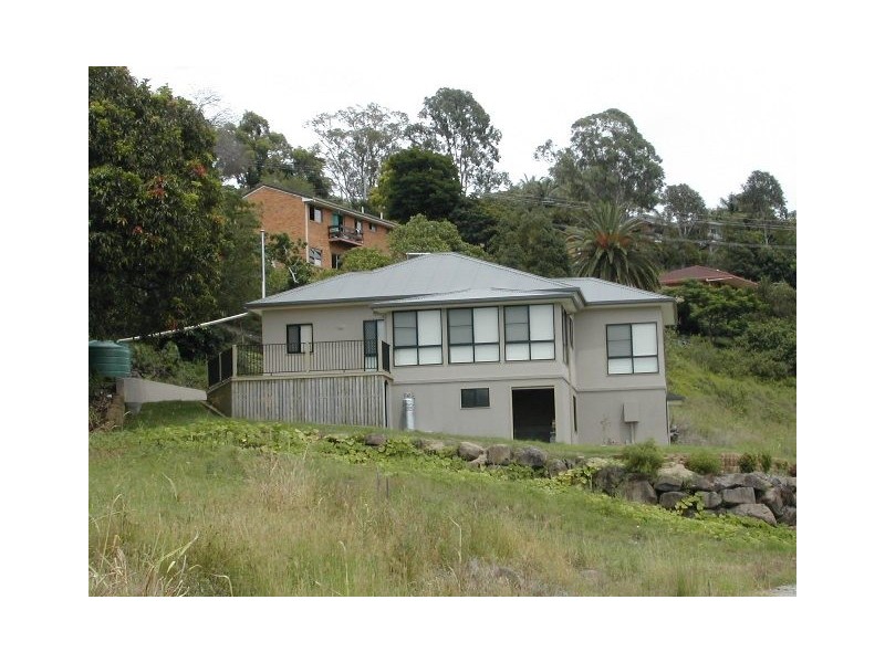 8 Angela Place, East Lismore NSW 2480