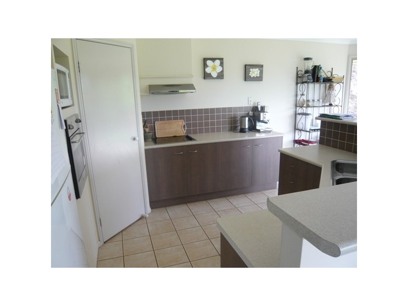 48 Whispering Valley Drive, Richmond Hill NSW 2480