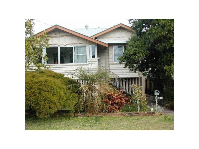 11 Oliver Street, East Lismore NSW 2480